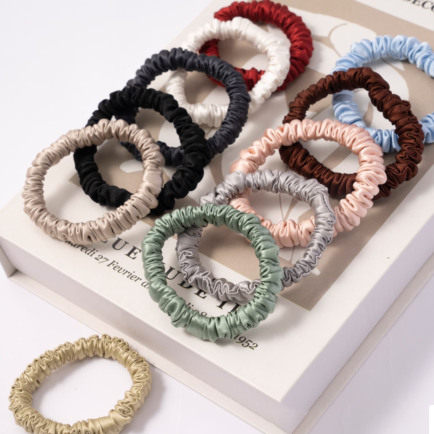 Jedwabne Gumki do Włosów 2 szt. – 100% Natural Silk, Gładkie Ściąganie, Nie Szarpią, Delikatne